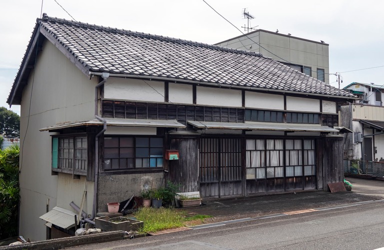 空き家の不用品回収 | 丹波篠山市で遺品整理なら株式会社オメル